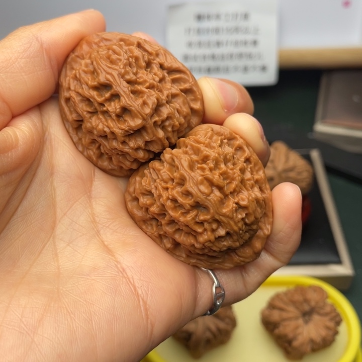 文玩核桃吊坠清*`37尺三角高炮439