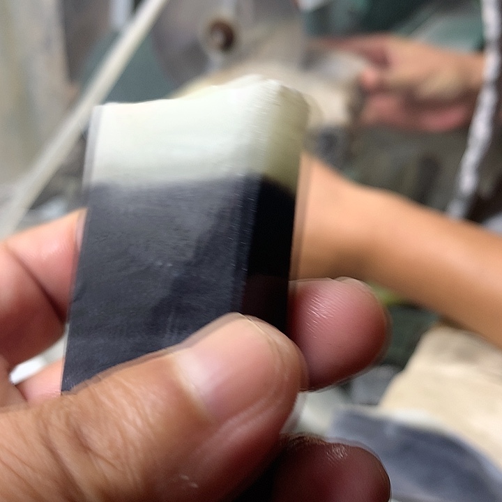 颈饰未镶嵌和田玉（糖玉）