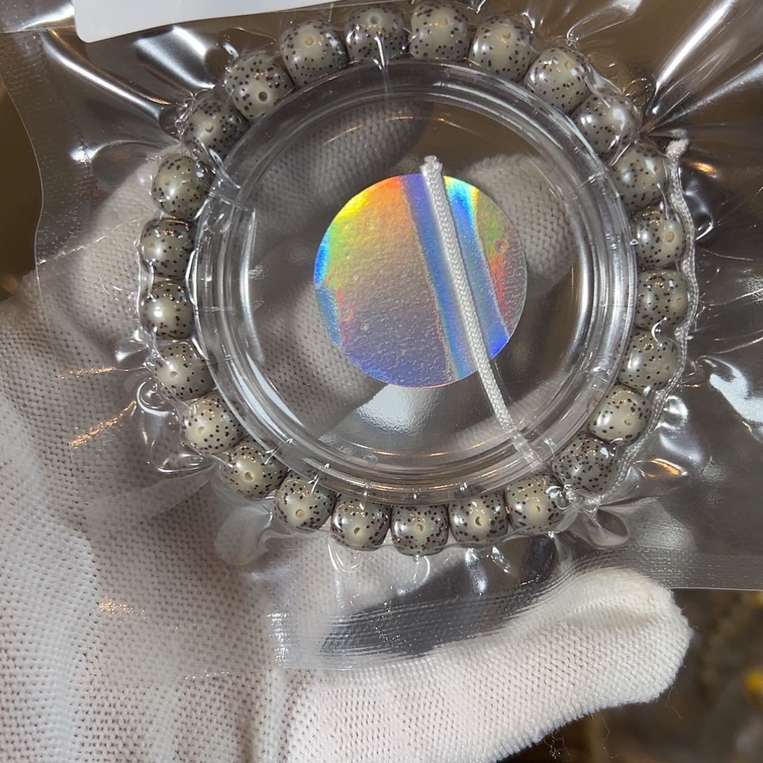 星月菩提吊坠9的微瑕，58