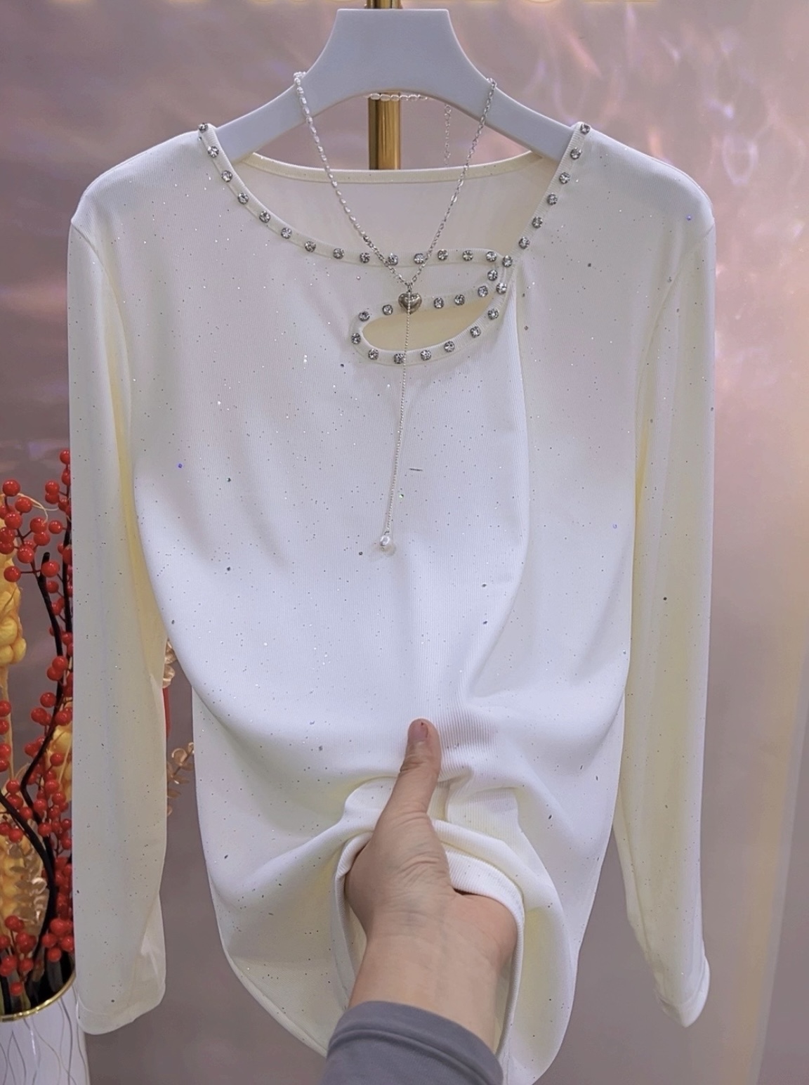 2025秋季新款3212满天星镂空钉钻大码长袖百搭显瘦宽松打底上衣