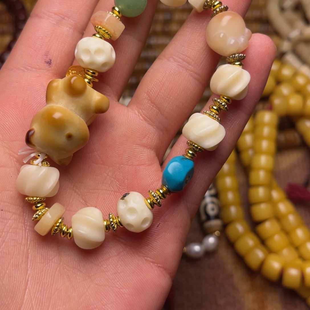 一***天大叶紫檀（黑酸枝木类）