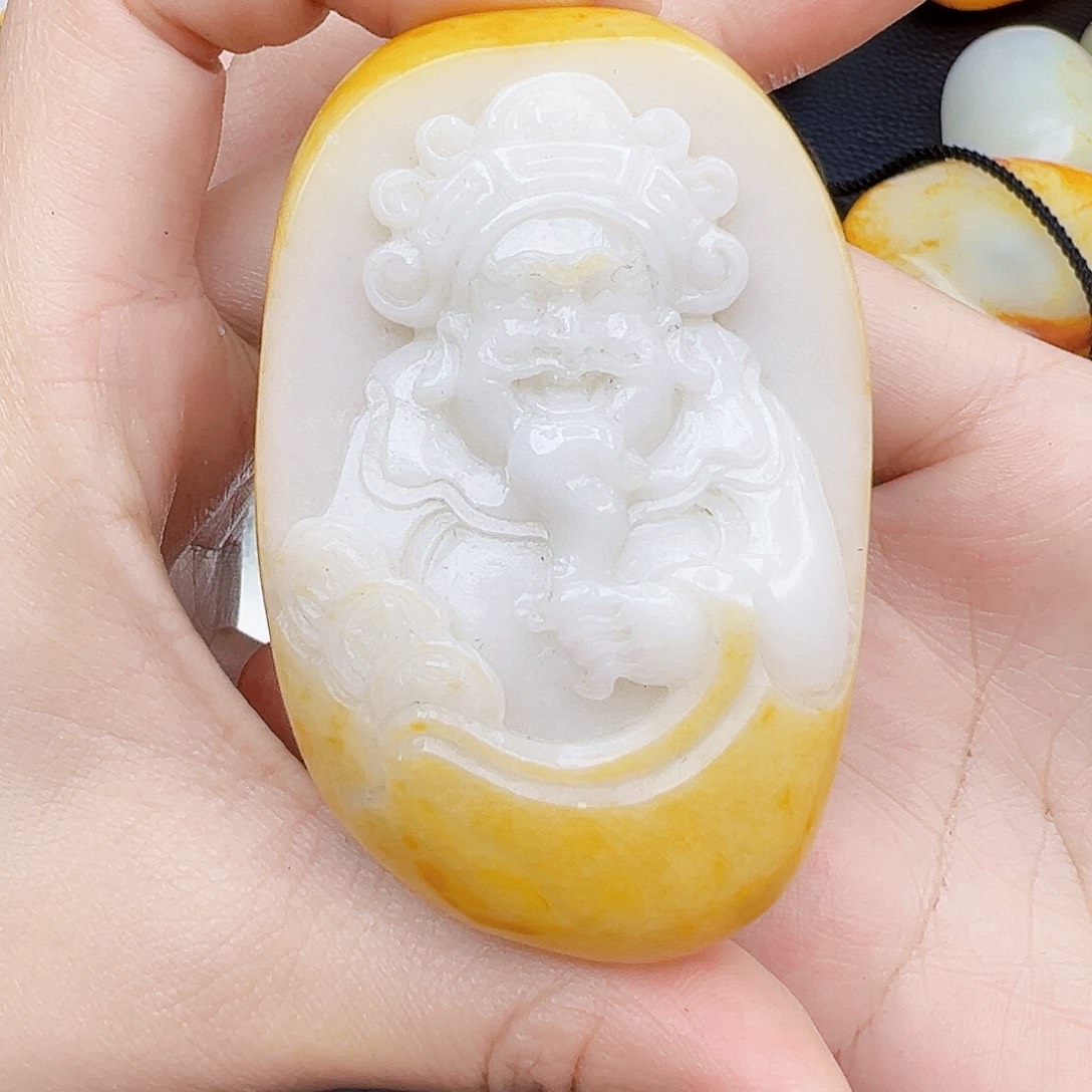和田玉未镶嵌挂件幸**满