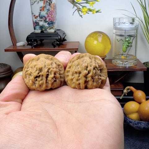 文玩核桃吊坠天地