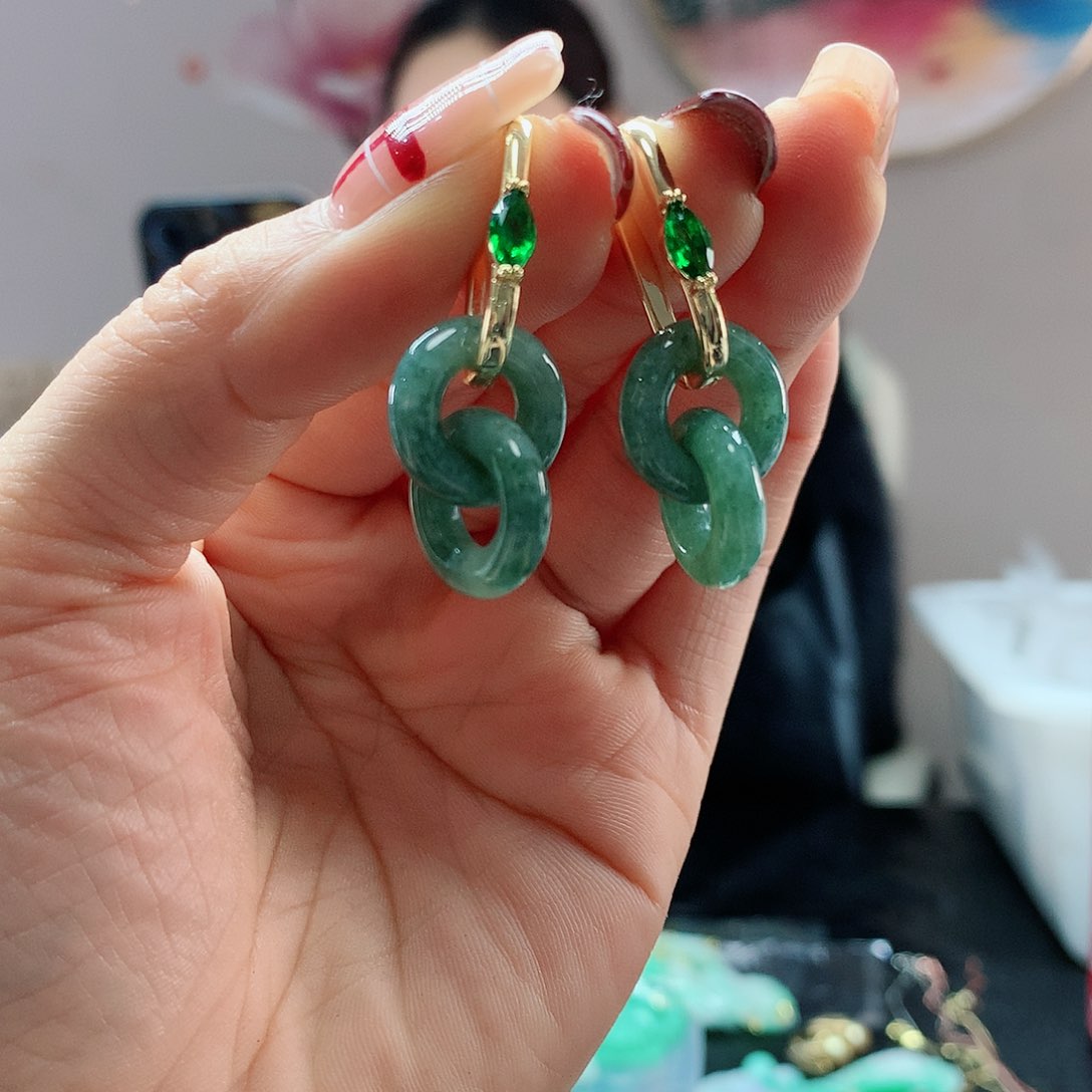 【闪购商品】翡翠耳饰未镶嵌，