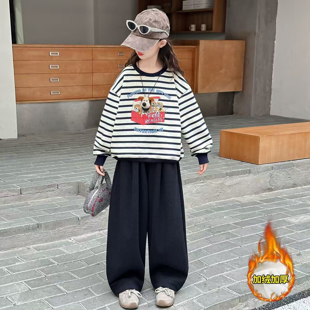 卡通款女童条纹加绒卫衣228