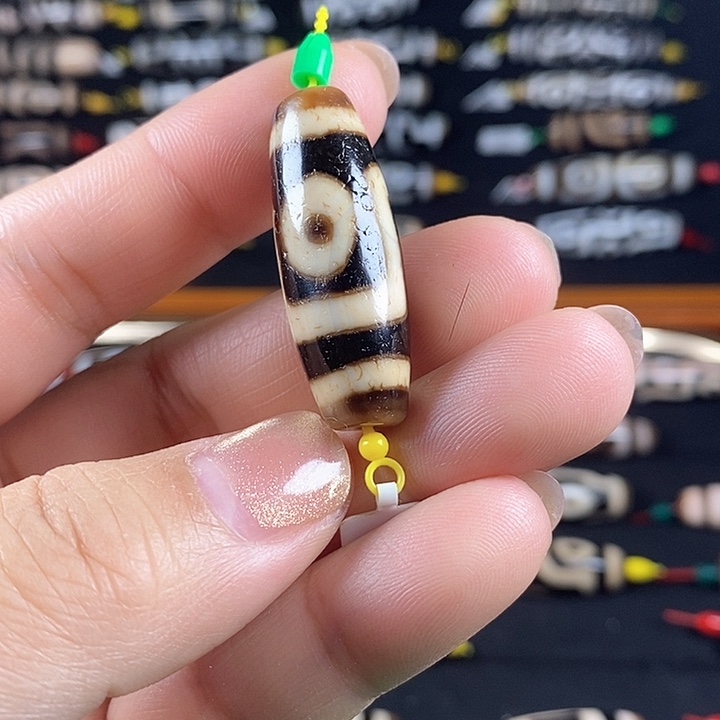 玛瑙/玉髓单珠未镶嵌银***蜂