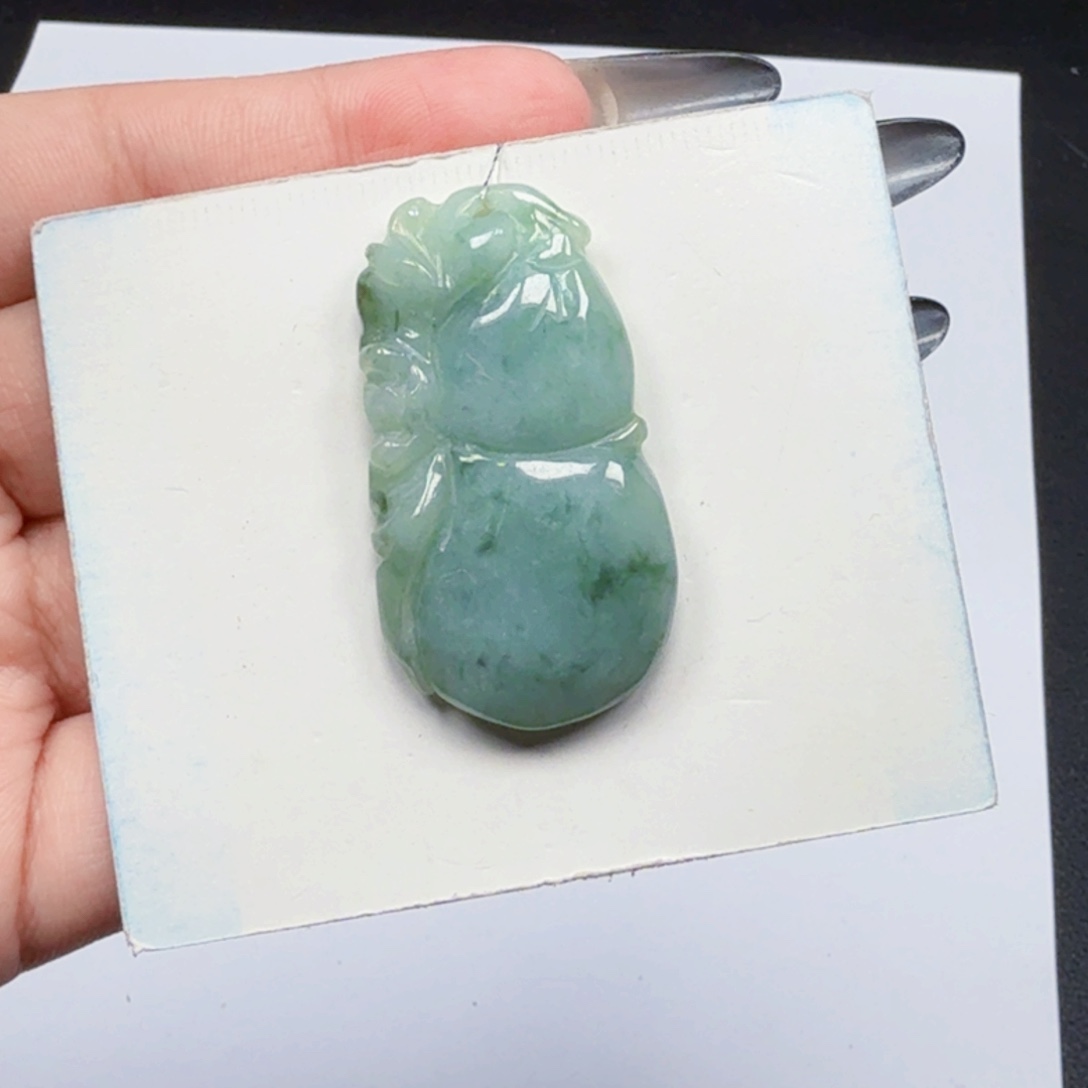 翡翠未镶嵌挂件翡翠