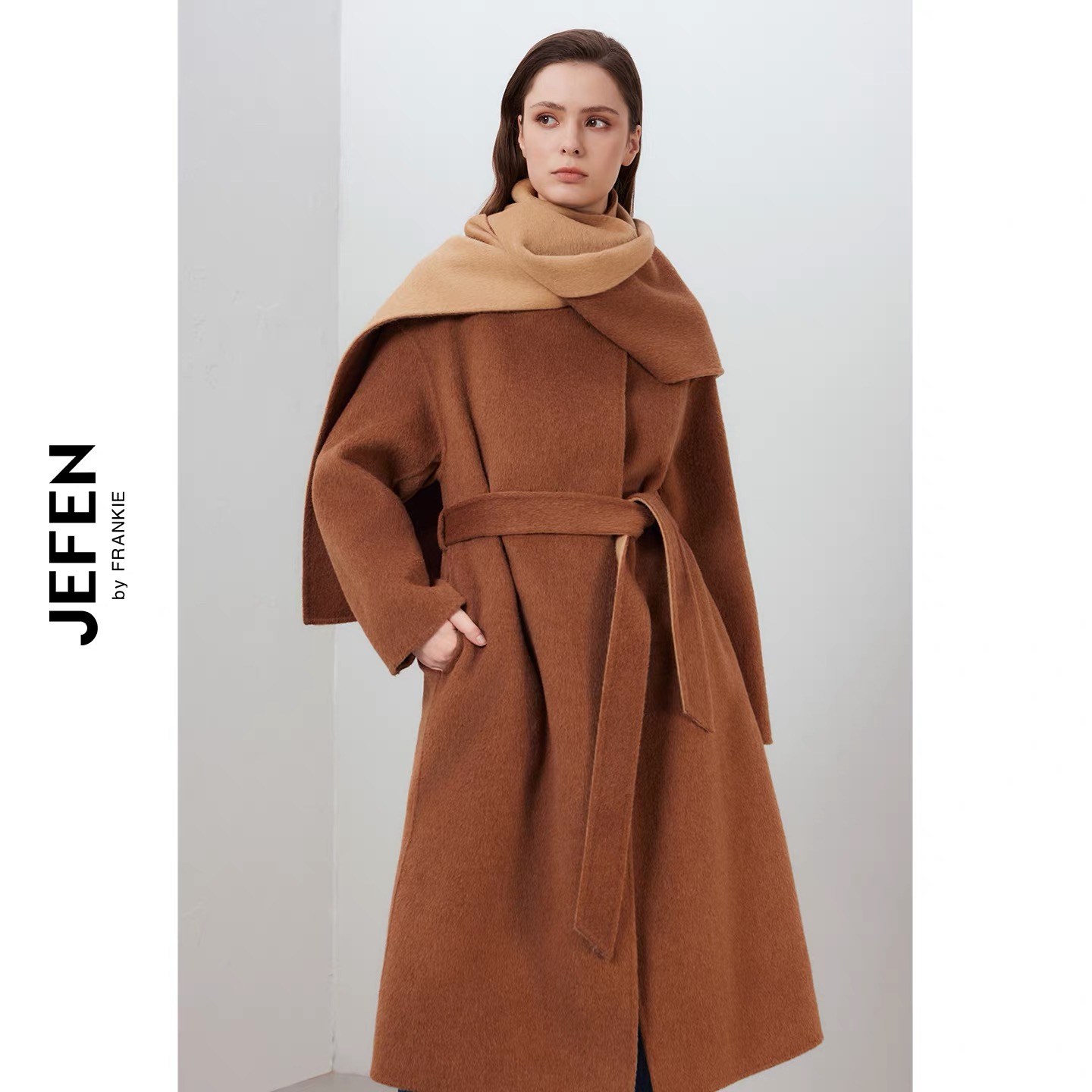 吉芬-25冬季新款围巾款落肩袖廓形真丝羊毛双面呢大衣110235外套