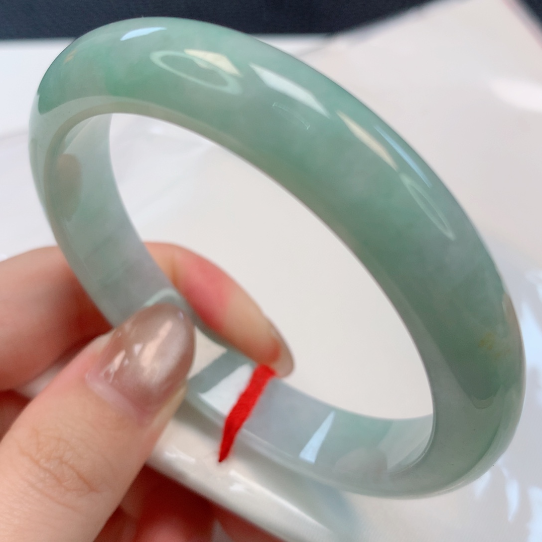 【闪购商品】翡翠手镯未镶嵌56圈