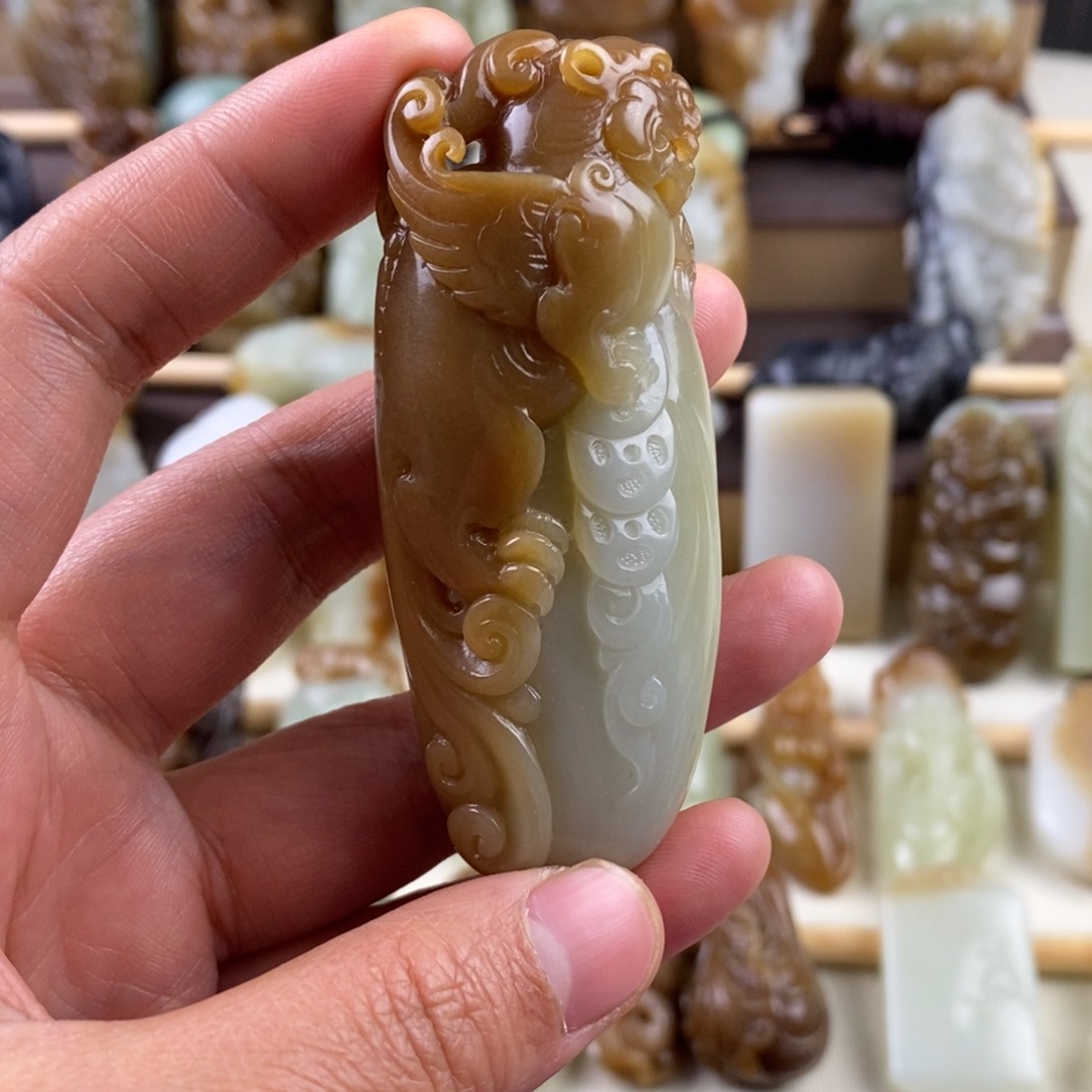 和田玉颈饰未镶嵌?**?