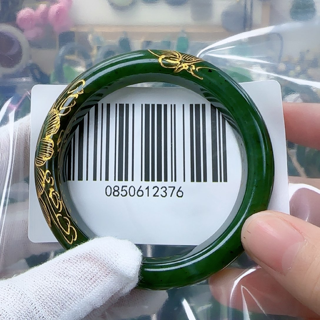 和田玉（碧玉）手镯未镶嵌包容54