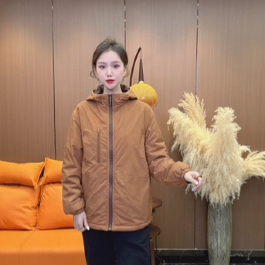 两面穿的时尚小棉服，面料高级定制，颜色高端洋气，休闲时尚百搭.