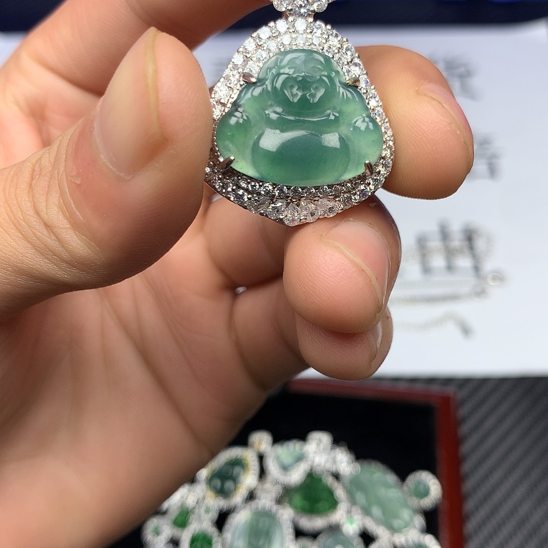 翡翠颈饰未镶嵌23456798