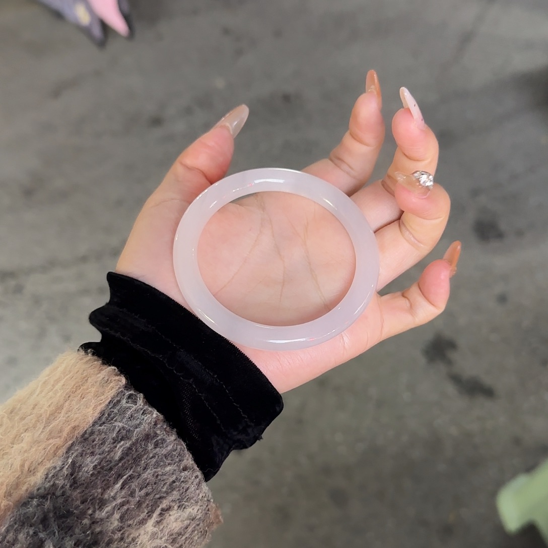 石英质玉未镶嵌手镯