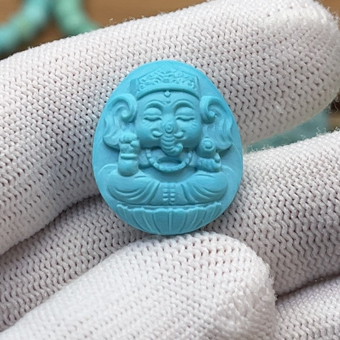 绿松石未镶嵌珠宝奇石
