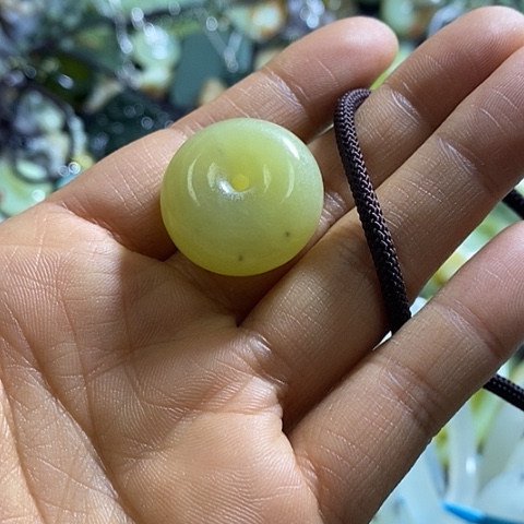 岫玉颈饰未镶嵌挂件