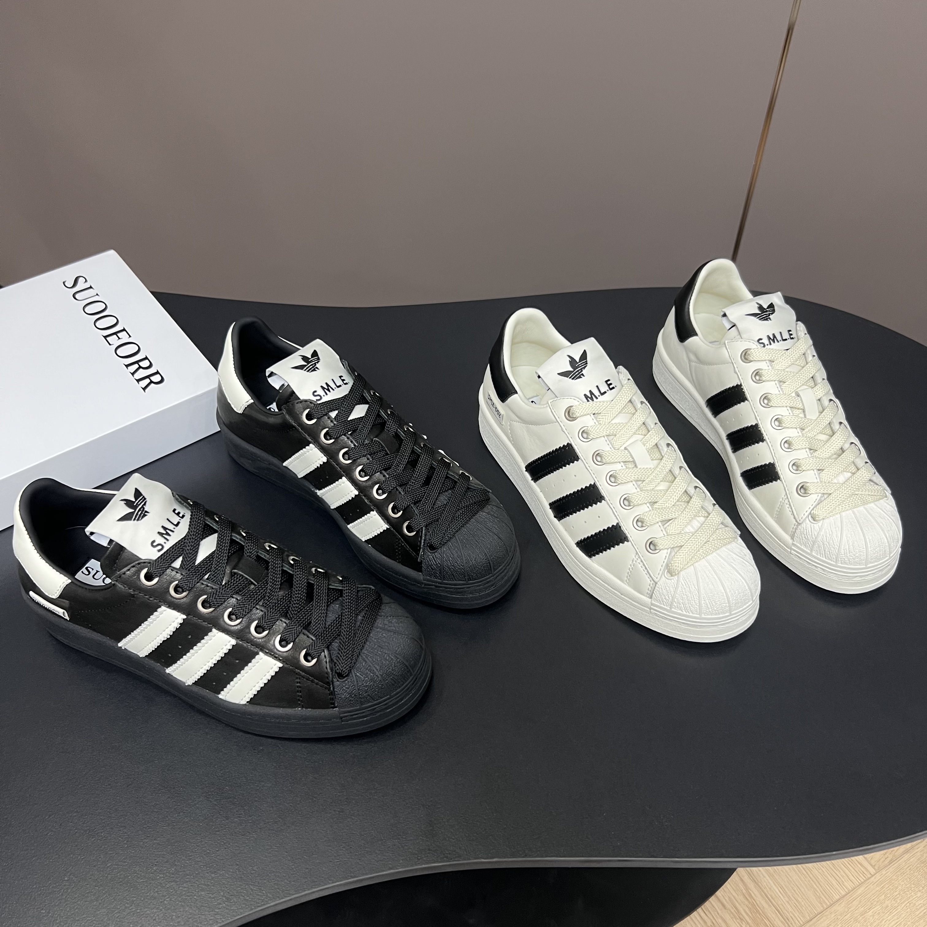 索尔真皮女鞋2025秋新品厚底系带软底时尚百搭运动鞋贝壳休闲板鞋