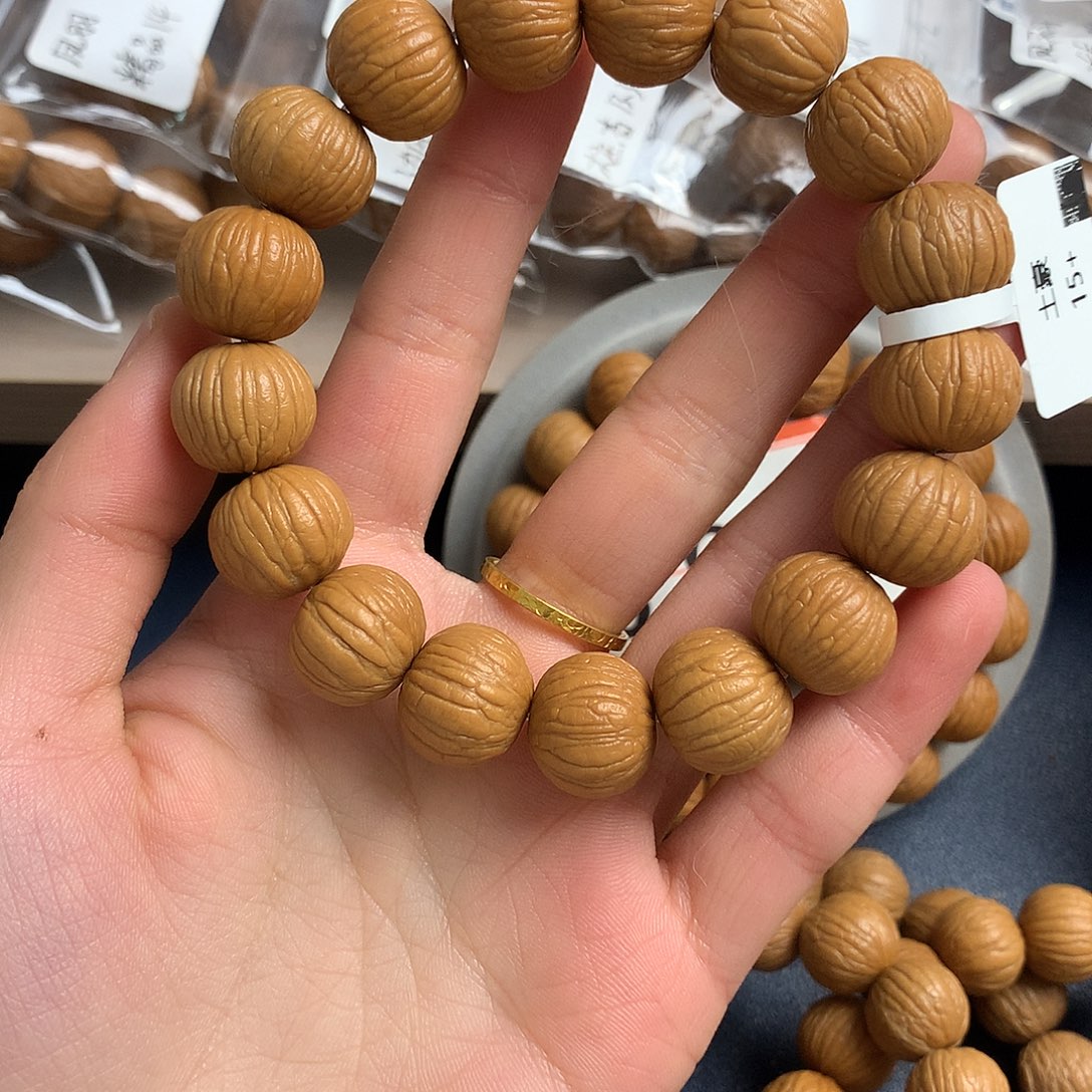 M***陈核桃猴头核桃手串