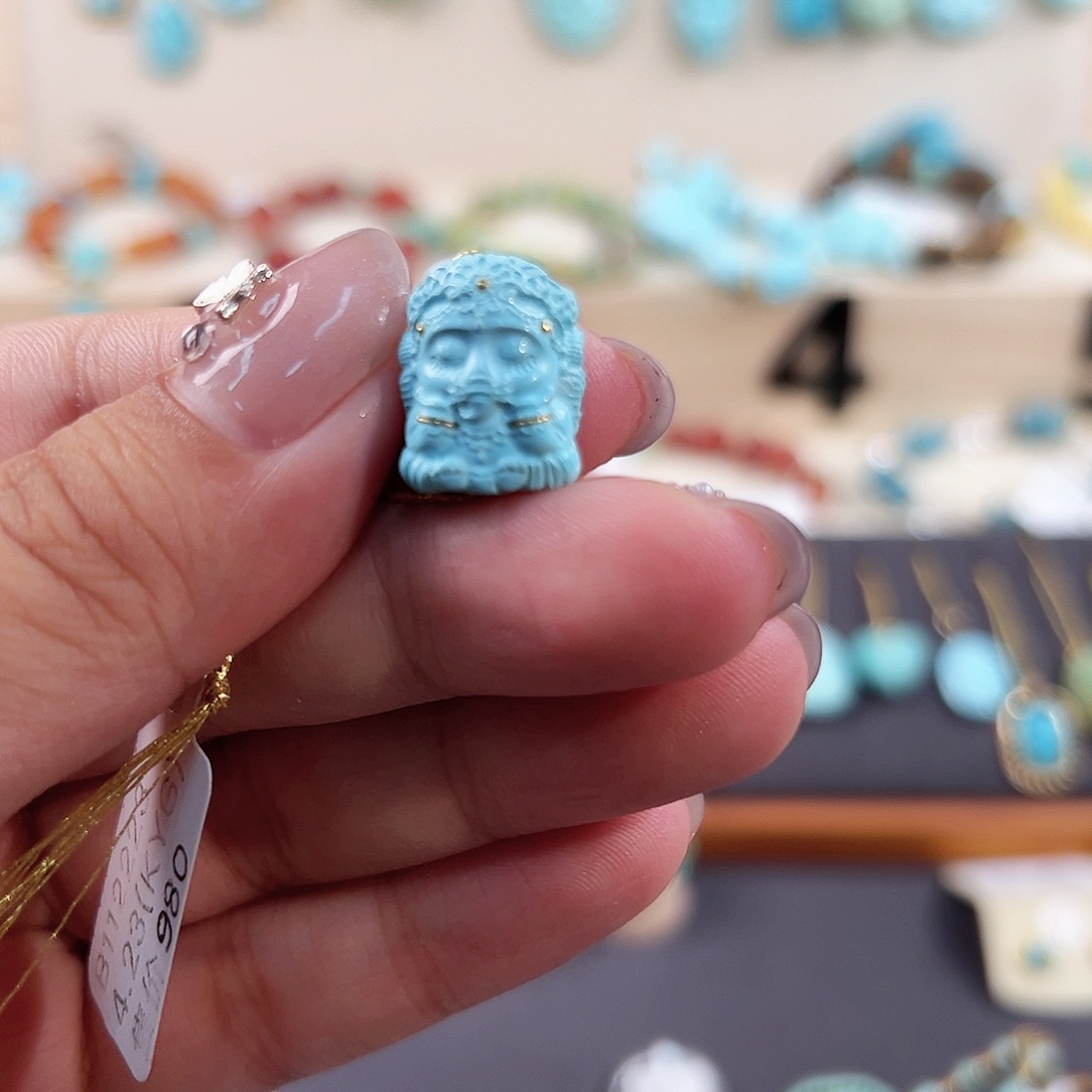 绿松石未镶嵌象神配件荣*?