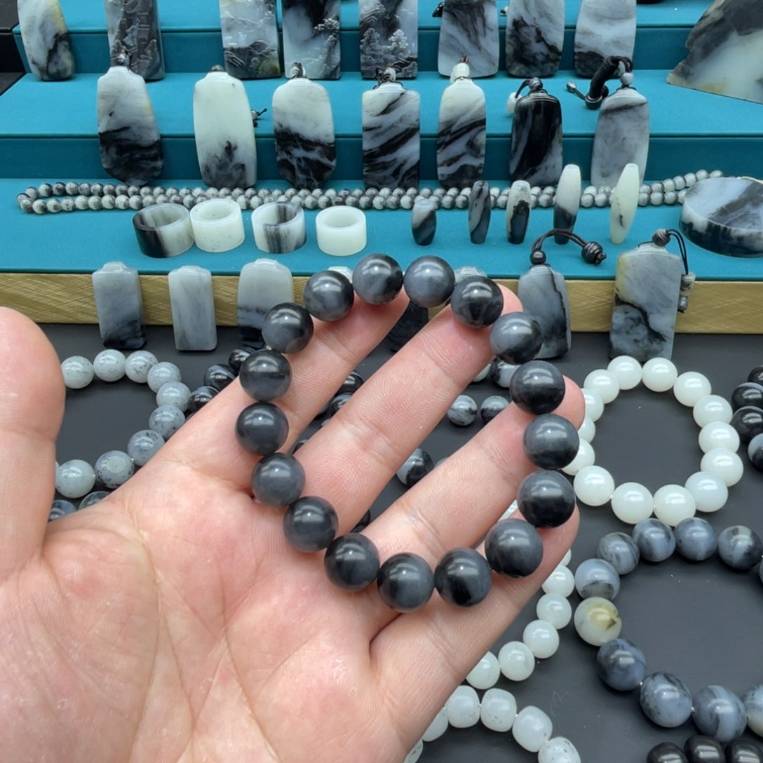 和田玉手串未镶嵌