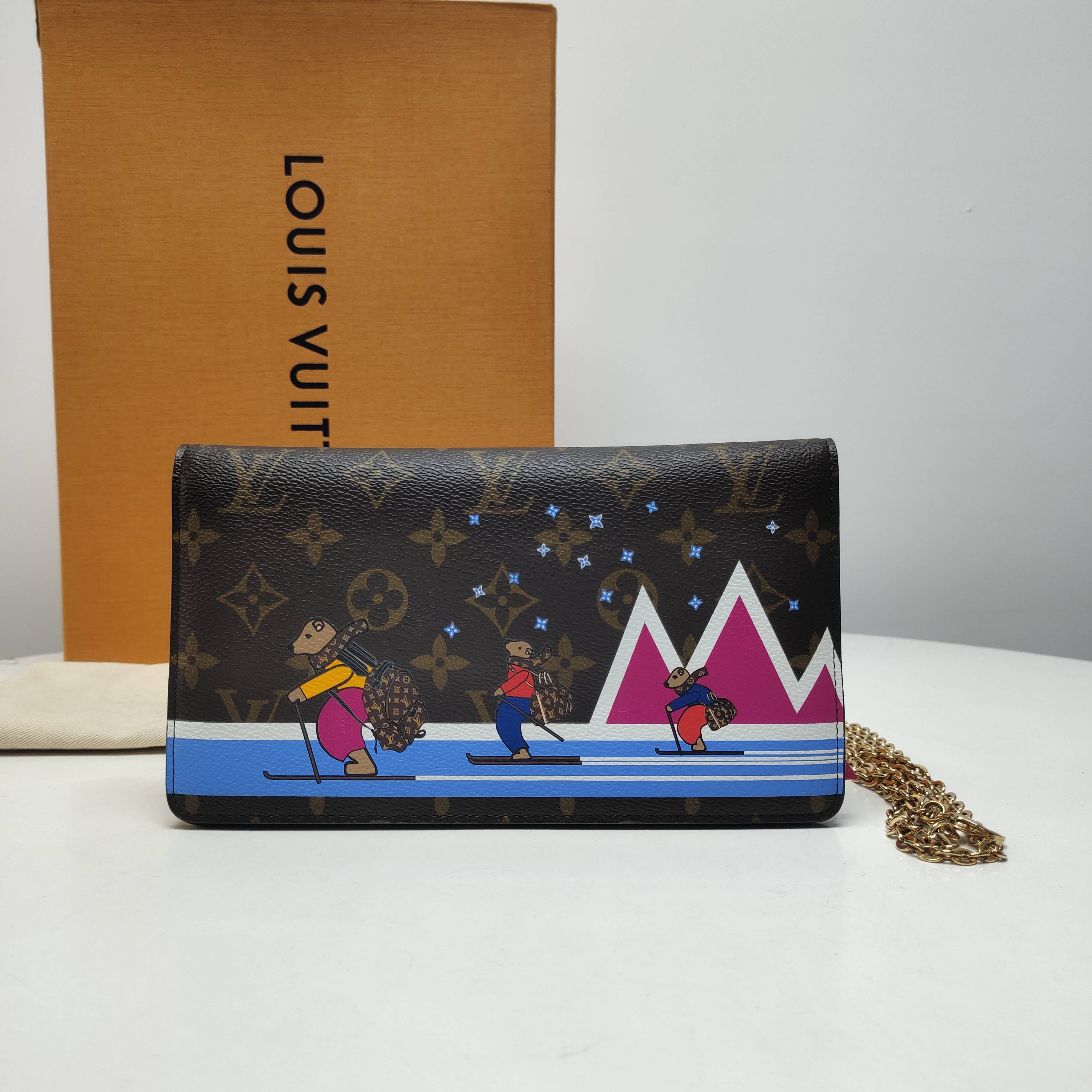 95新 LouisVuitton/路易威登 丁丁专属 LV老花涂鸦woc AE042