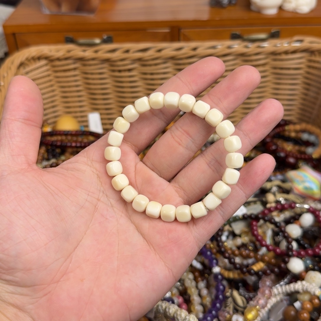 菩提根/象牙果手串