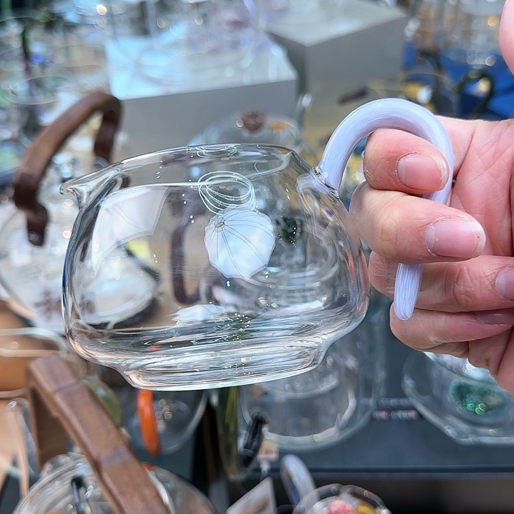 禾器淡然粉彩公道杯