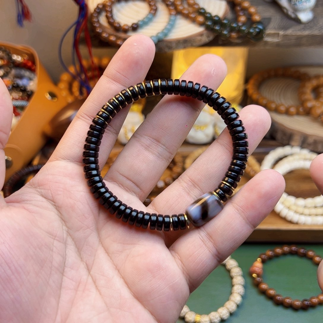 菩提根/象牙果手串