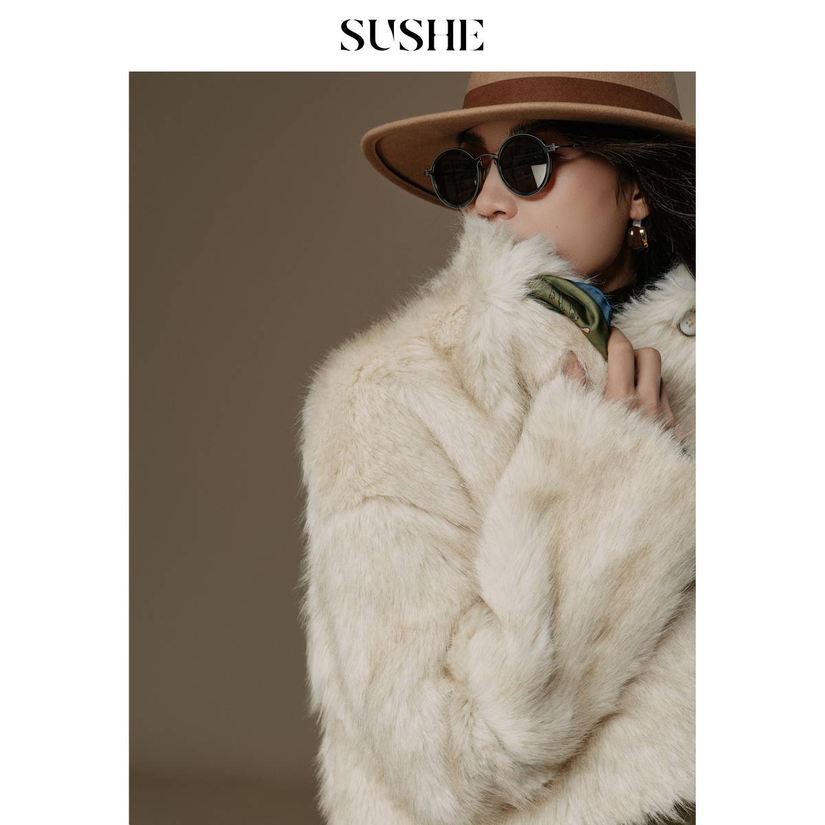 束皙SUSHE 银曜 松绒系 重磅轻奢染尖双色仿狐狸毛中长款皮草外套