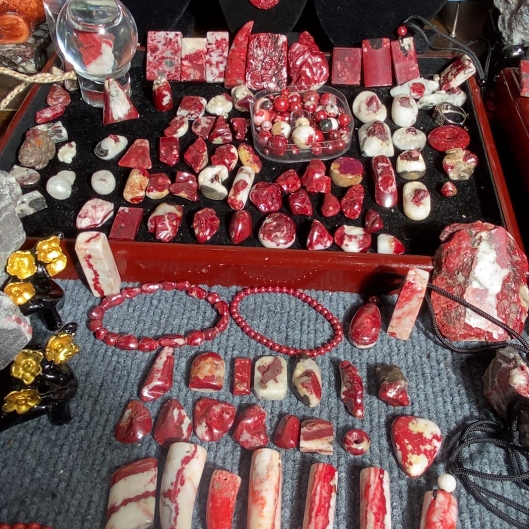 @***哥天然辰砂天然朱砂原石随形