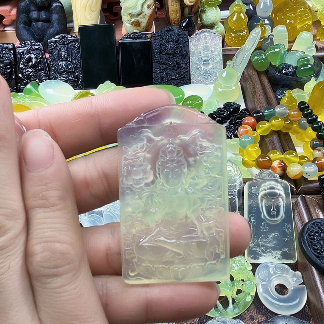 淡****岫玉未镶嵌吊坠(不含链)