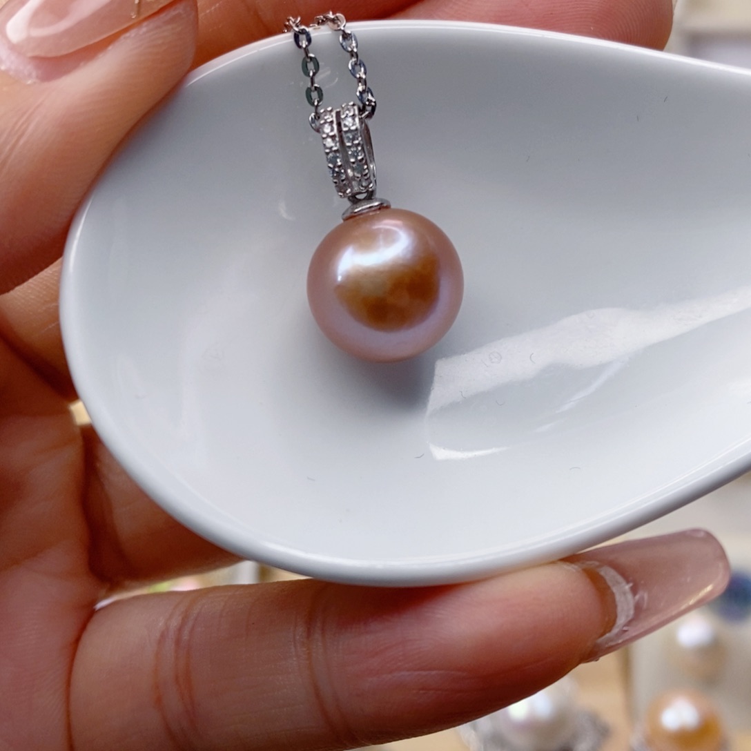 淡水珍珠吊坠(赠链)银S925镶嵌