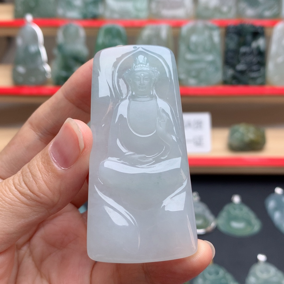 翡翠未镶嵌颈饰素衣