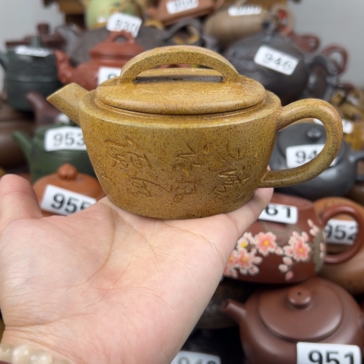 紫砂茶壶盖子微裂