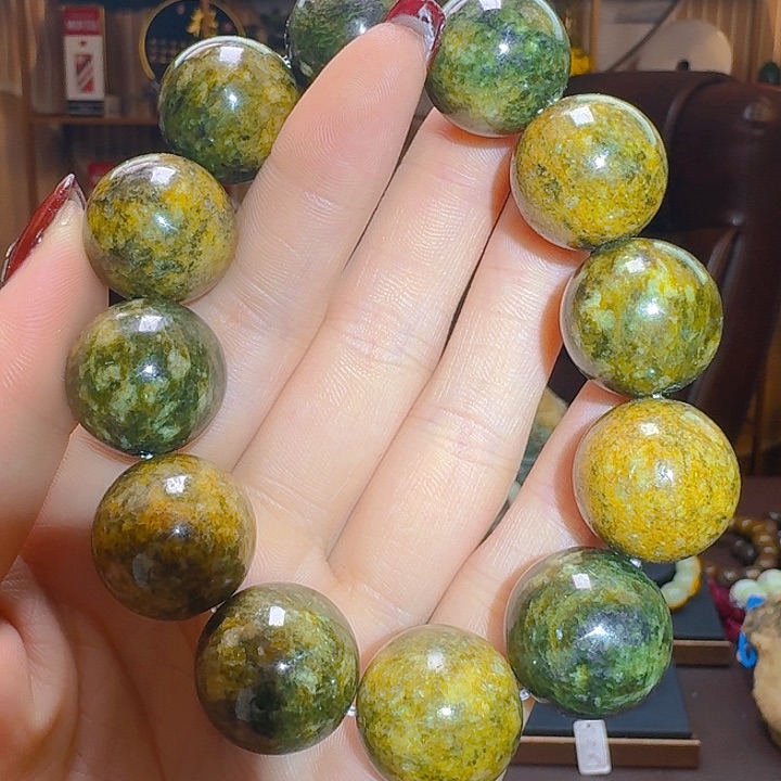 和田玉手串未镶嵌