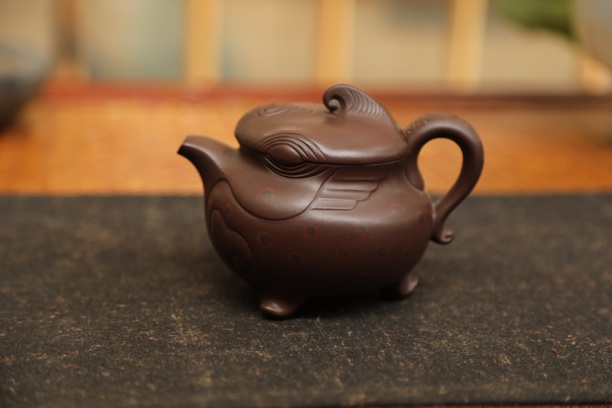 璞素文庭精选紫砂玩家级老紫泥秀棠款灵豹壶220cc艺术与实用兼备