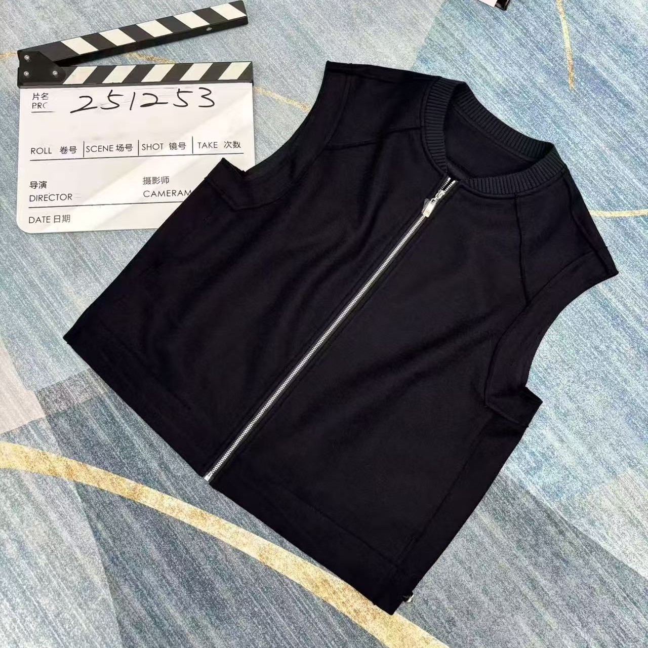 宇姐精选1253 棒球领秋季马夹拉链宽松型工字型款纯色