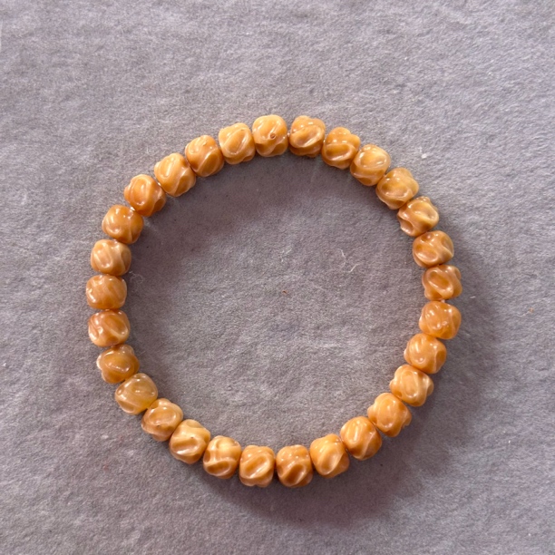 【D6249】龙脊雕刻黄龙单圈个别带月7.8mm左右