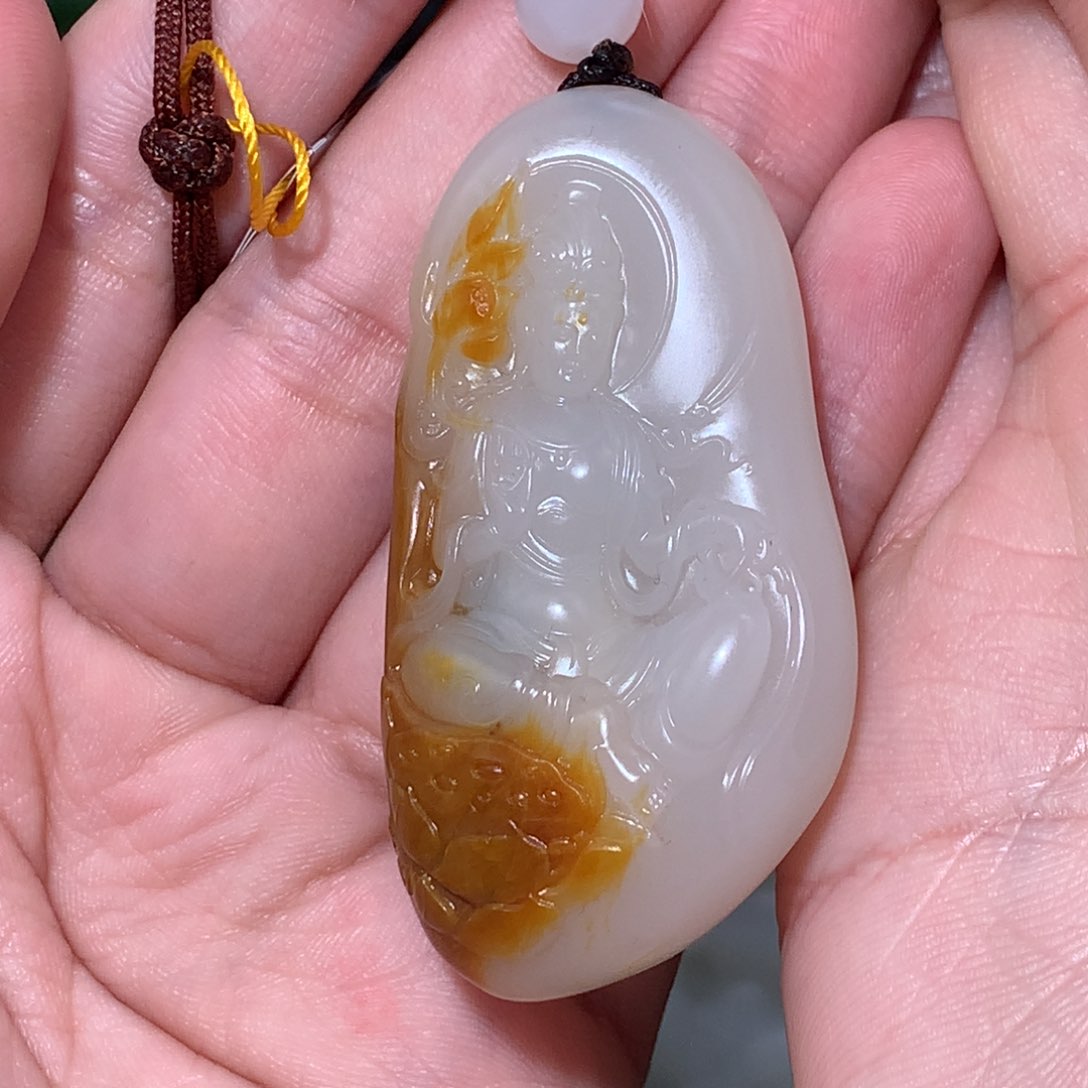 和田玉吊坠未镶嵌