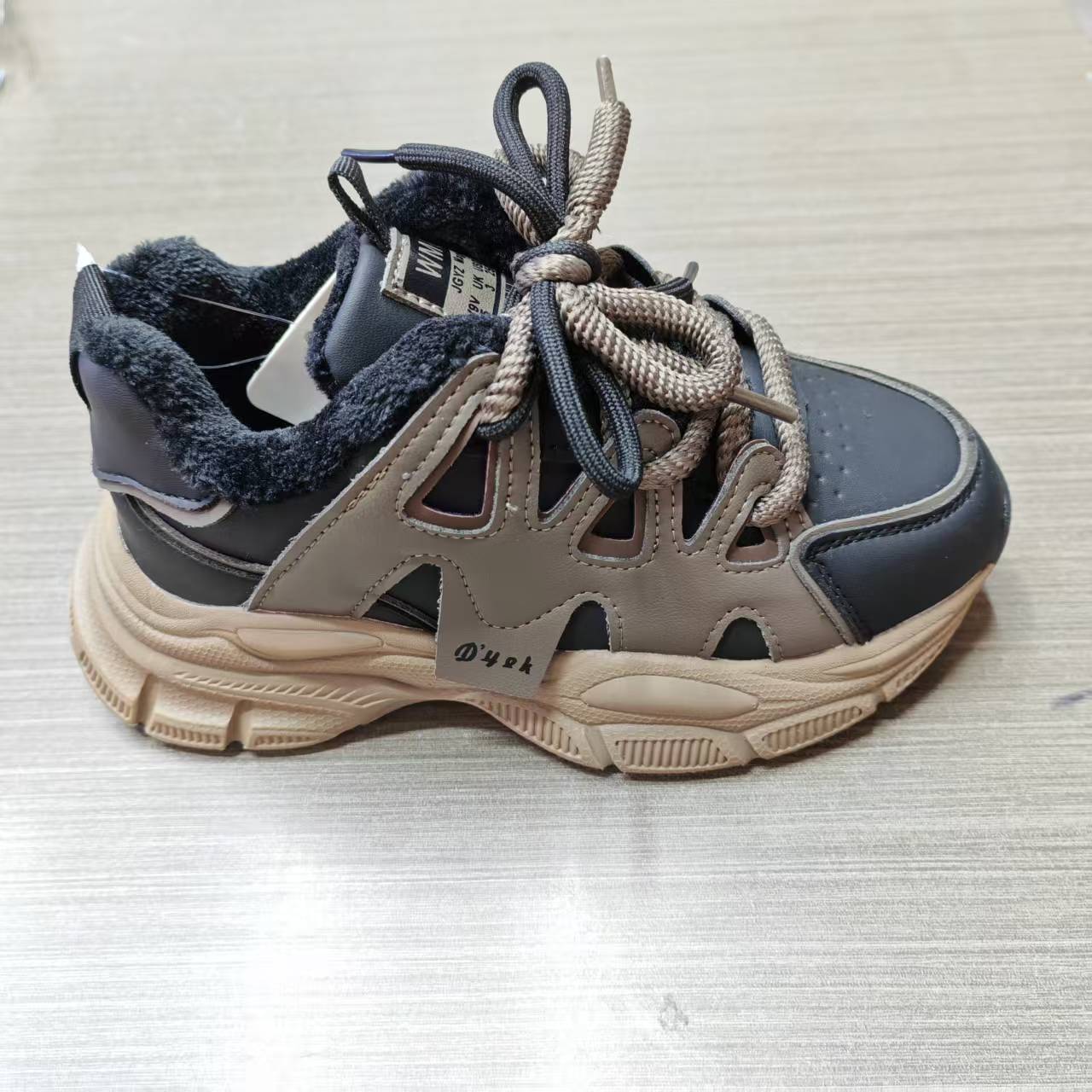 1527春秋冬季卡通风白鞋紫色休闲鞋男鞋运动鞋保暖