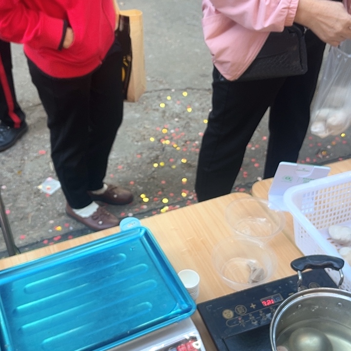 30广东省散装开张大吉猪肉丸买两斤送半斤，到手2.5斤59.9，限今天