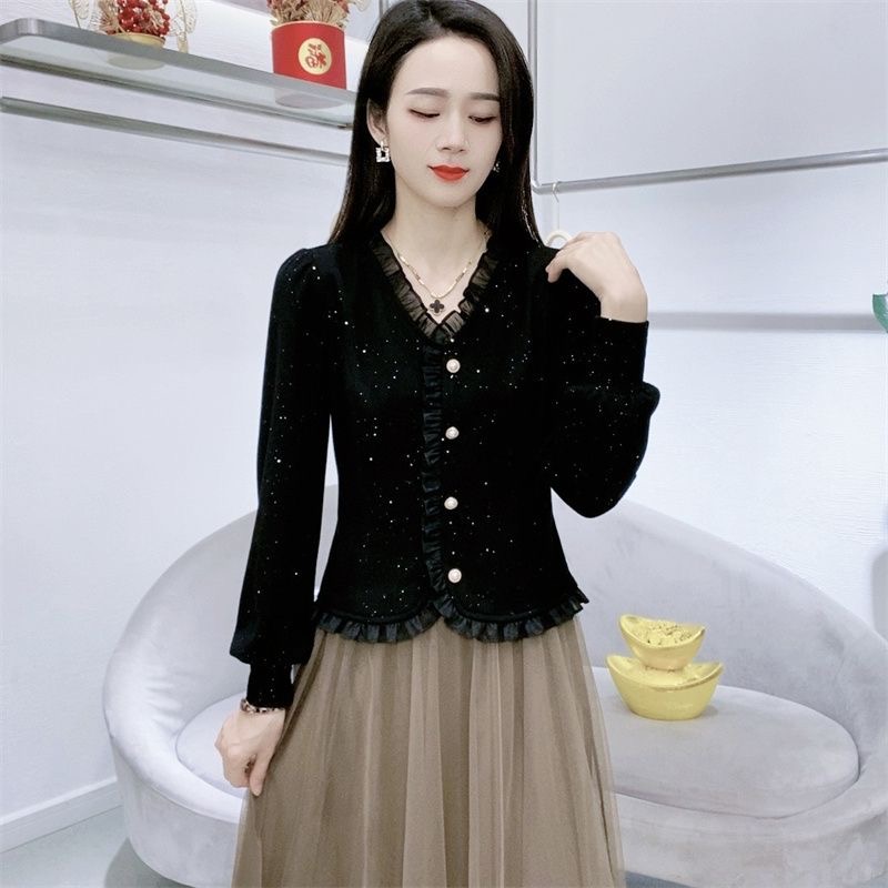 秋季新款减龄妈妈装V领长袖打底衫女小个子遮肚显瘦百搭高端上衣