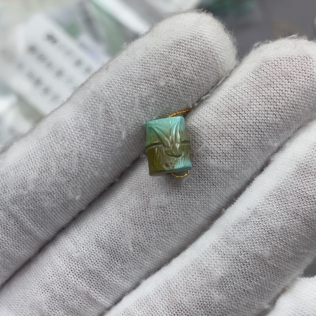 绿松石未镶嵌珠宝奇石编号200