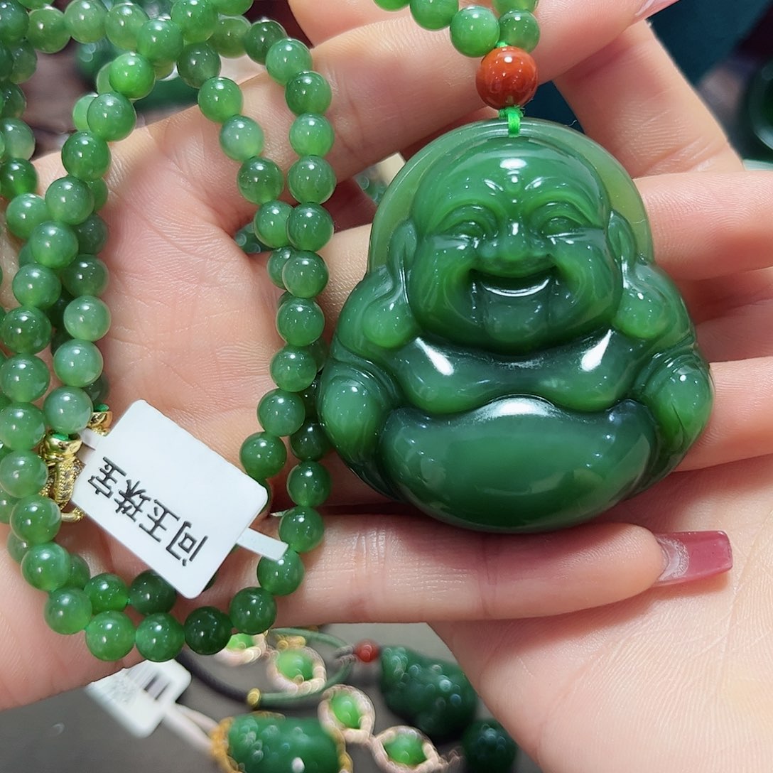 和田玉吊坠未镶嵌