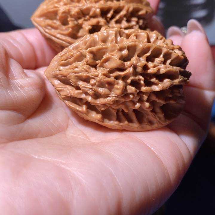 文玩核桃吊坠招财鼠