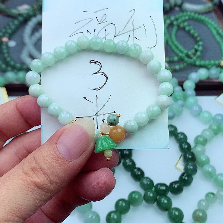 毛衣链未镶嵌翡翠