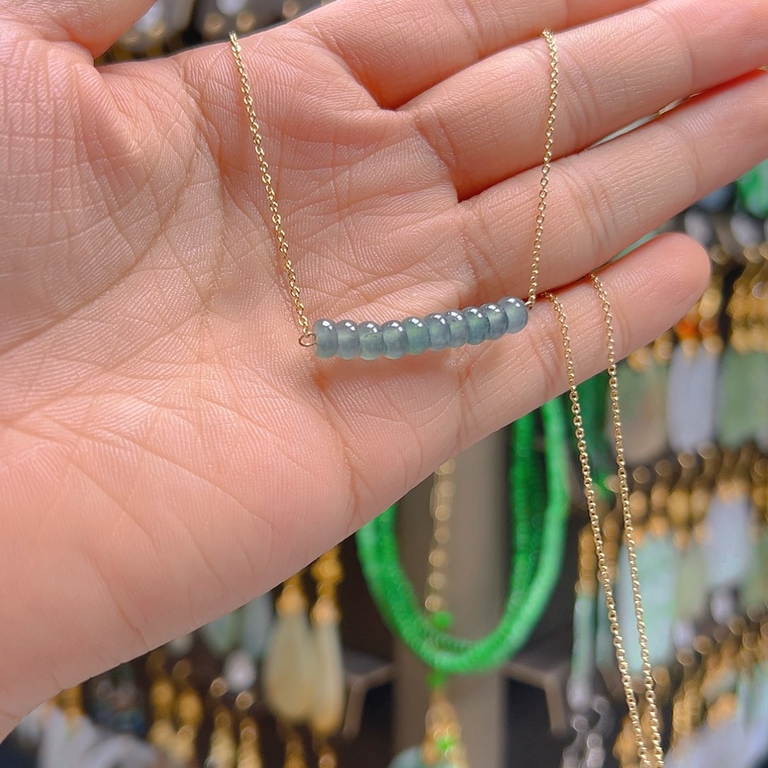 未镶嵌翡翠耳饰翡翠