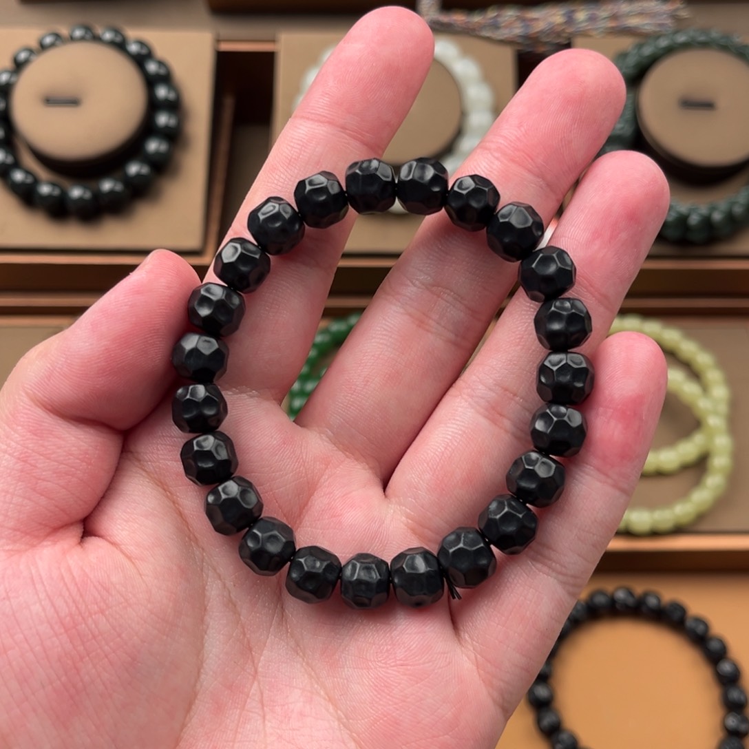 手链未镶嵌和田玉