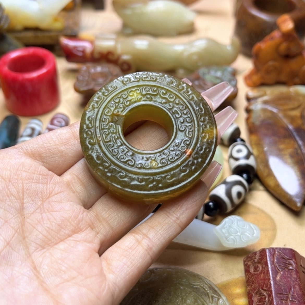 【闪购商品】蛇纹石玉颈饰未镶嵌