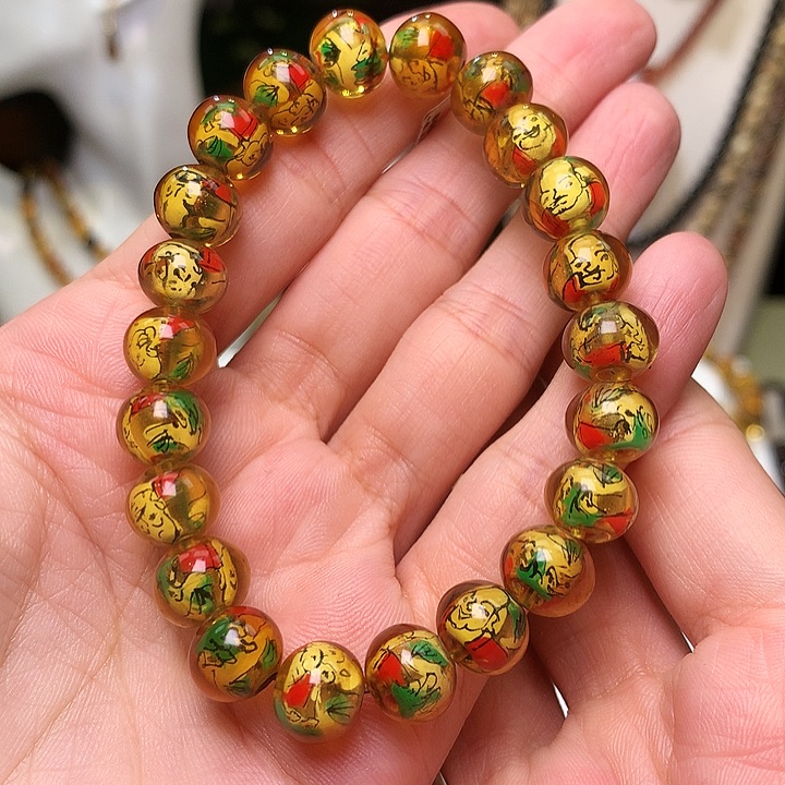 琥珀裸石未镶嵌小**?抚顺琥珀